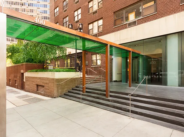 400 East 54th Street 15E image 3 of 17