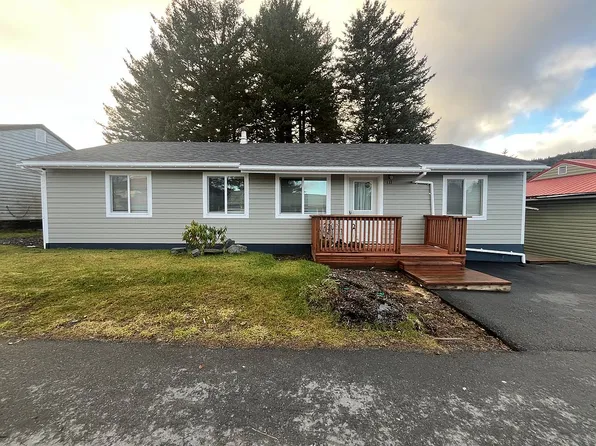 117 Birch Ave, Kodiak, AK 99615