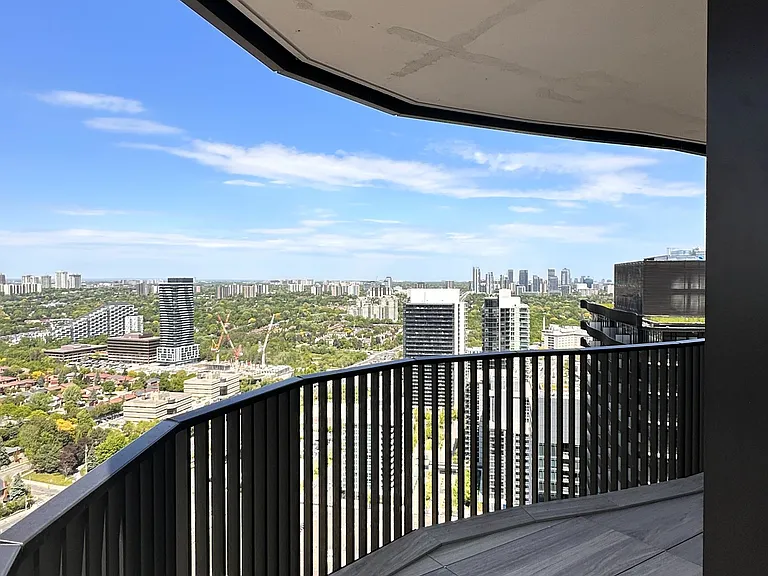18 Esther Shiner Blvd #3303 — Photo 26