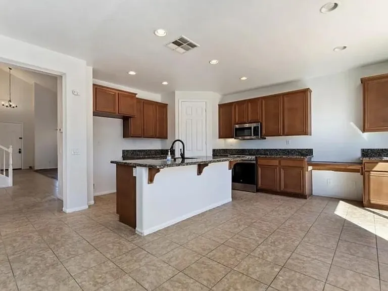 3147 Red Cedar Trl — Photo 2