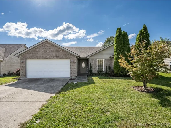 11724 Perry Crossing Parkway, Sellersburg, IN 47172