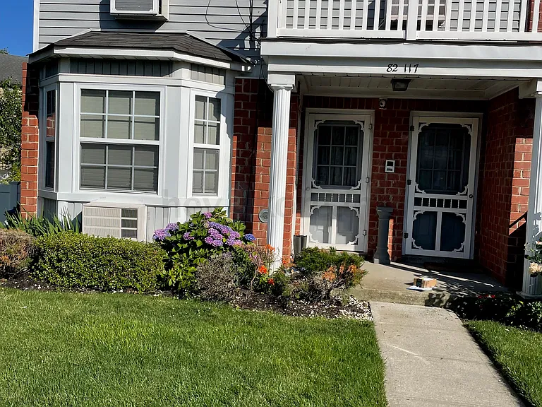 82117 Country Pointe Cir #1 — Photo 1