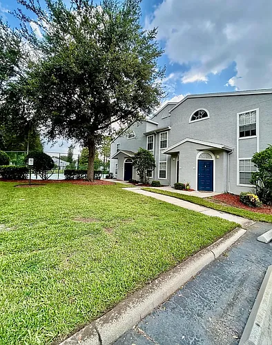 1614 Columbia Arms Cir #247 Photo 1