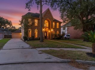 9307 Rush Mill Ct, Houston, TX 77095