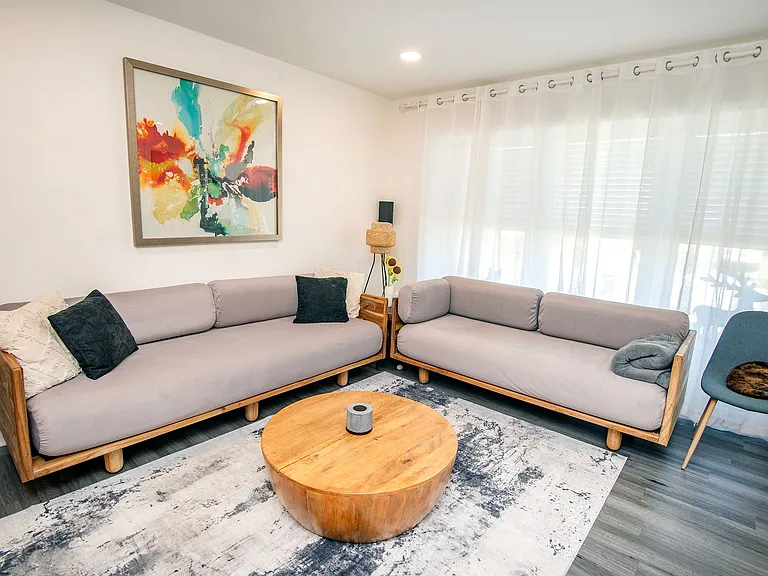 455 Luhmann Dr — Photo 12