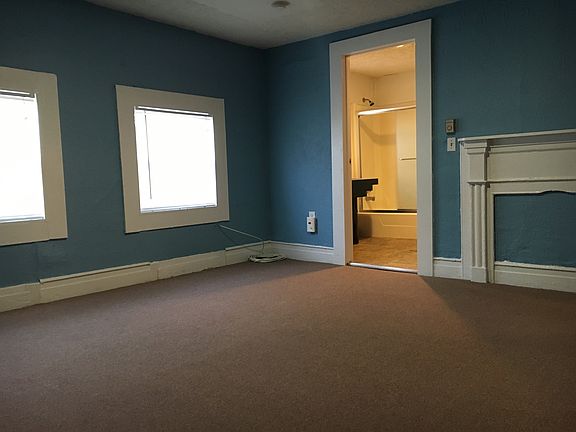 2nd image of 254 W Main St APT 3