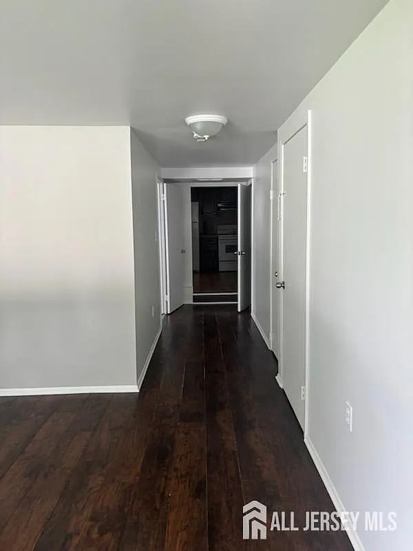 1 bed, 1.0 bath, $1,900 — Photo 3