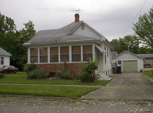 706 S Franklin St, Robinson, IL 62454