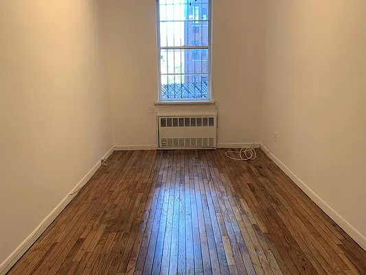 Rented by Joe Gotham LTD | media 14