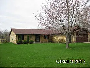 1613 Green Acres Dr photo 1