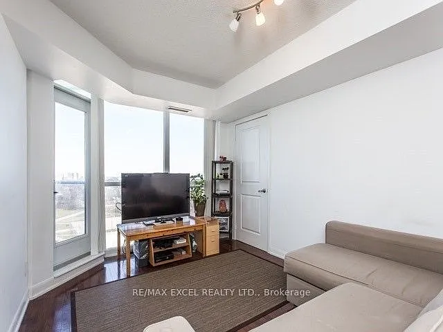 3 bed, $2,850 — Photo 4