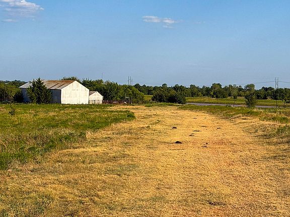 2nd image of Noble Co Ok