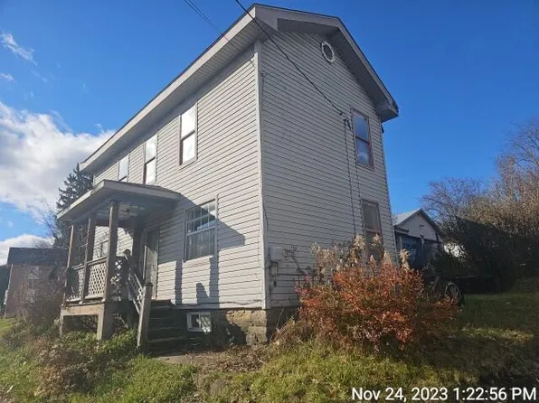 603 E Main St, Big Run, PA 15715