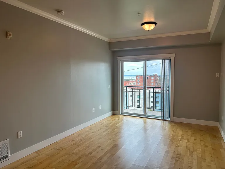 1015 Railroad Ave #412 — Photo 8