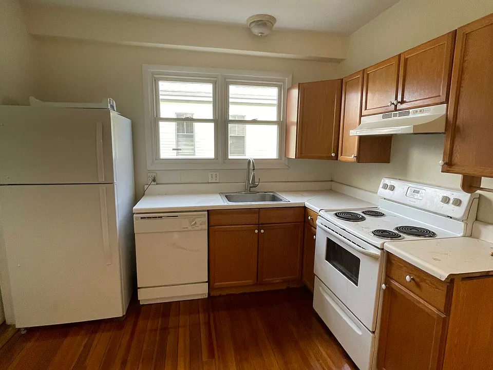 15 Egerton Rd #1