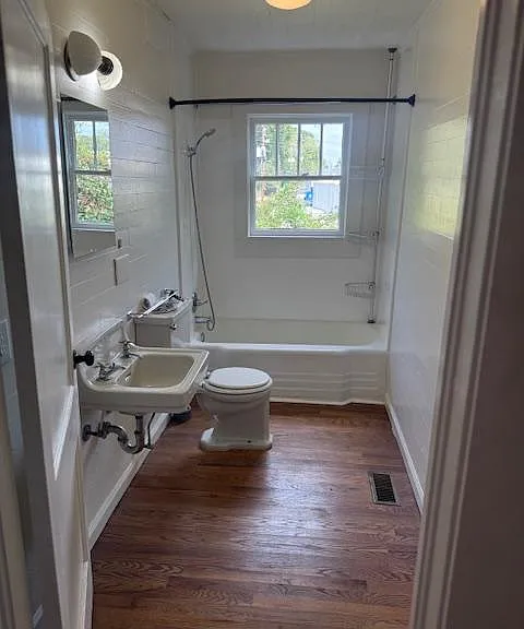 27 W Wright St — Photo 9