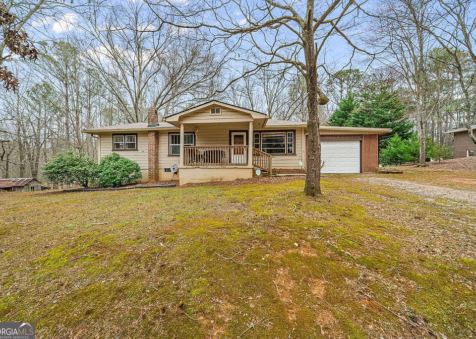 1st image of 101 3rd Ave