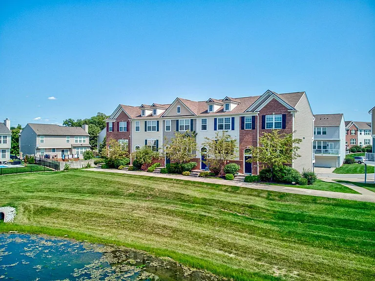 12780 Tamworth Dr — Photo 4