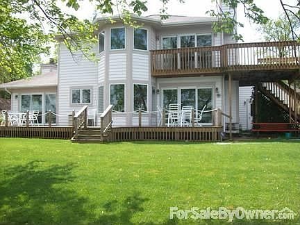 3rd image of 1515 Lakeview Dr