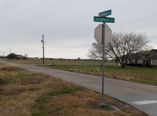 861 Longhorn Trl, Angleton, TX 77515