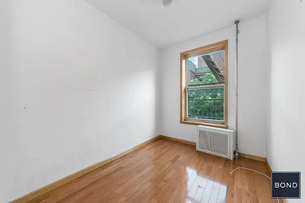 Rented by Bond New York | media 45