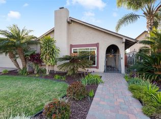 931 Azalea Dr, Costa Mesa, CA 92626