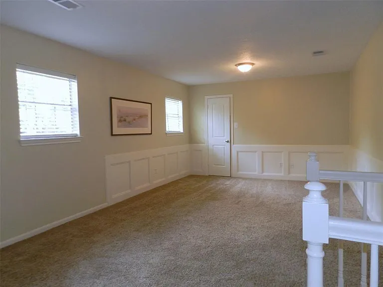 9403 Oxted Ln — Photo 19