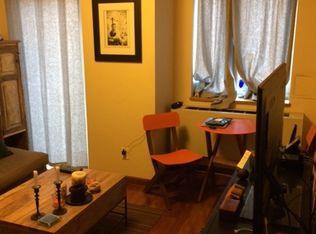 209 W 20th St APT 2B, New York, NY 10011
