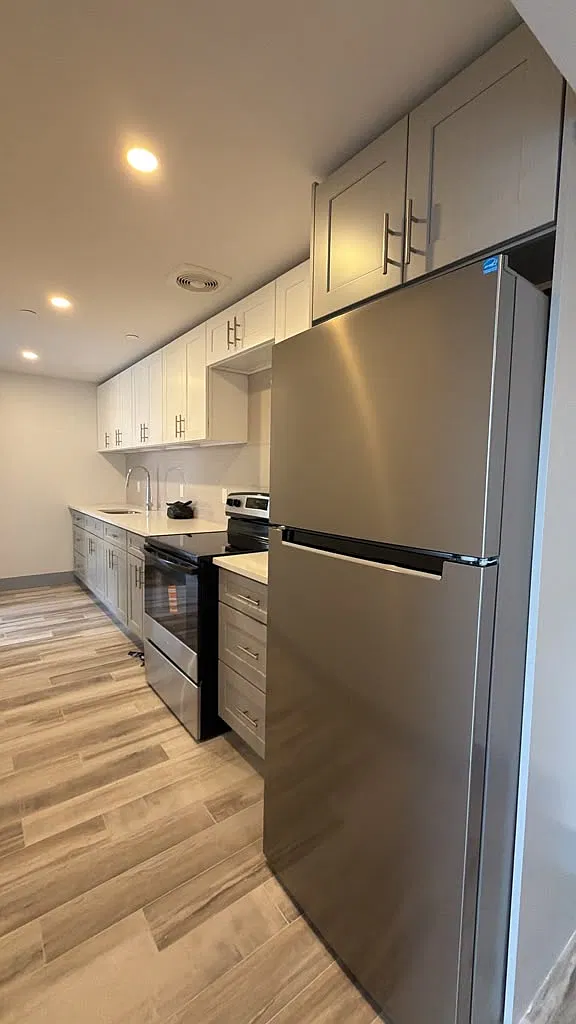 2 bed, $2,785 — Photo 1