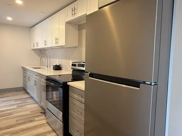 1122 Findlay Ave #3A, Bronx, NY 10456