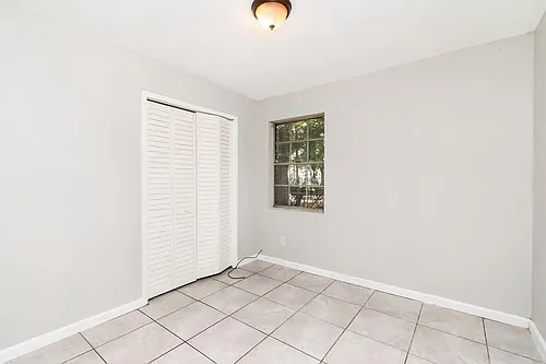1517 Colgin St Photo 1
