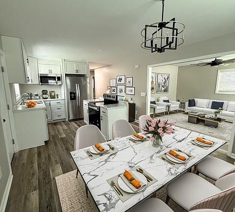 4th image of 436 Clinton Ave