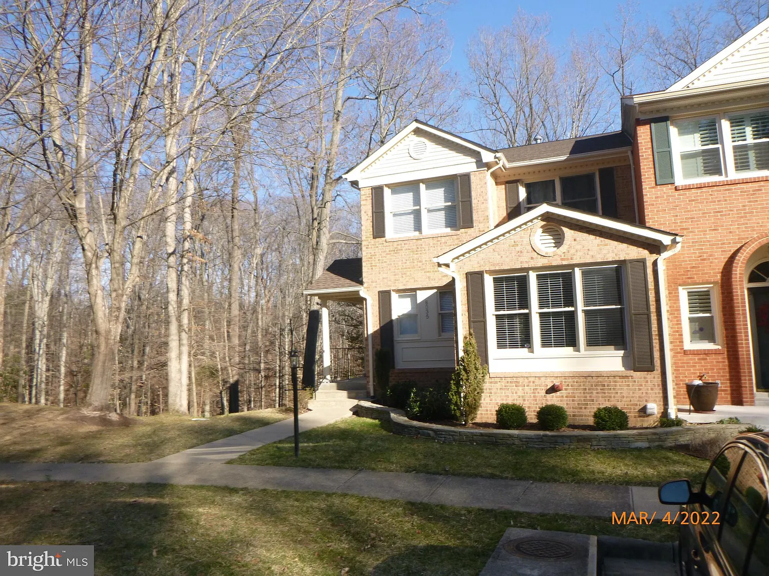 3 bed, 4.0 bath, 1896 sqft, $3,650 — Photo 2