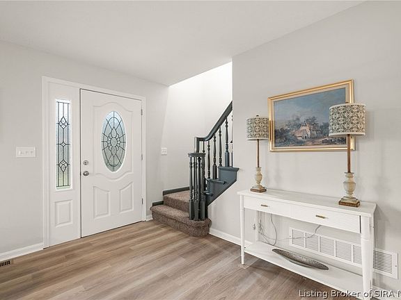 4th image of 7474 Saddlebrook Court