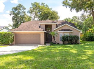 30246 Hunstaunton Dr, Sorrento, FL 32776
