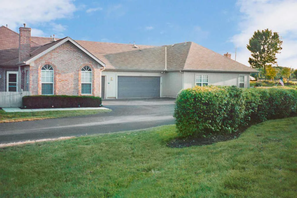 5785 Willow Lake Dr photo 1