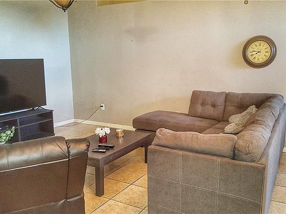 4th image of 2119 Blackstone Landing Dr