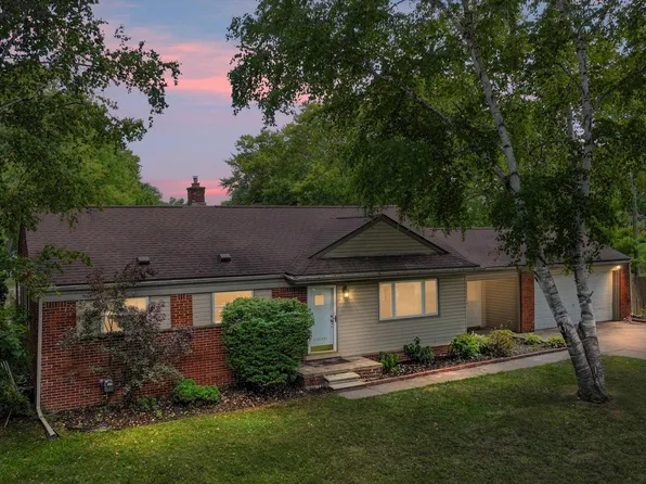 39340 Ferris St, Clinton Township, MI 48036