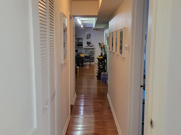 1525 12th St NW #203 — Photo 4