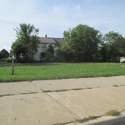 1st image of 2401 W Capitol Dr #2411