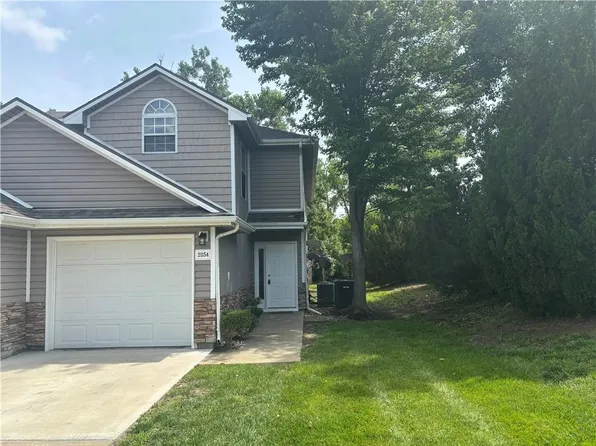 21154 Millridge St, Spring Hill, KS 66083