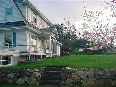 2nd image of 2379 Hastie Lake Rd