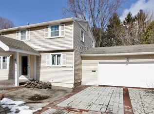 2006 Penfield Rd, Penfield, NY 14526