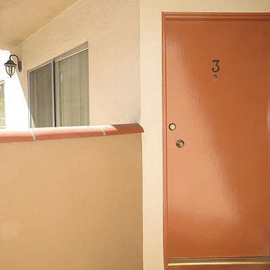 3rd image of 1436 Armacost Ave APT 3