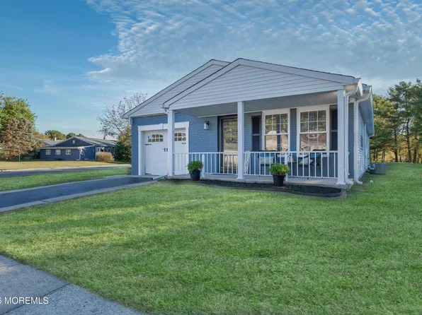 49 Paradise Boulevard, Toms River, NJ 08757