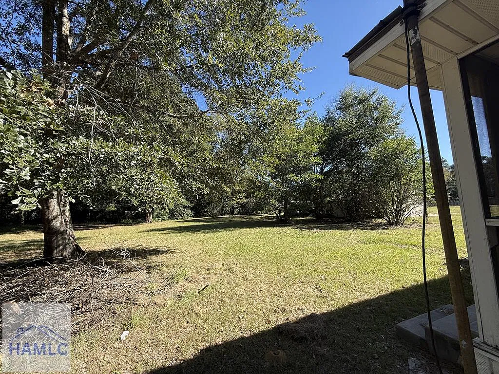 2 bed, 1.0 bath, 1080 sqft, $850 — Photo 3