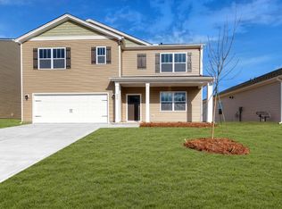 627 Country Oak Dr, Asheville, NC 28804