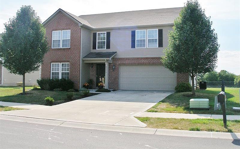 1st image of 8655 N Crestview Trl