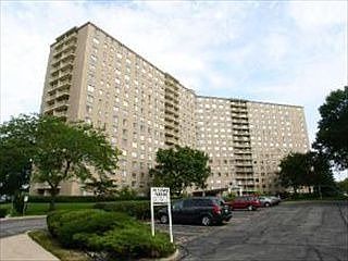 1st image of 7061 N Kedzie Ave Suite 1713