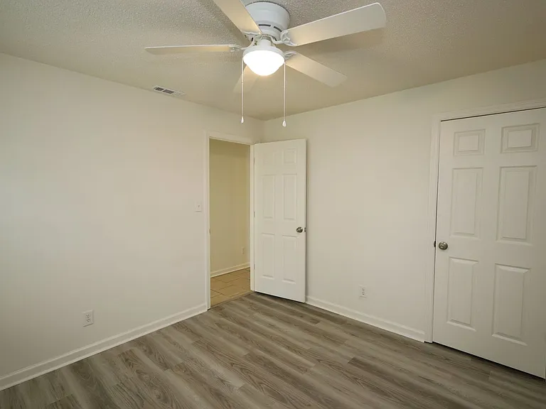 2816 Kirkwood Cir — Photo 12